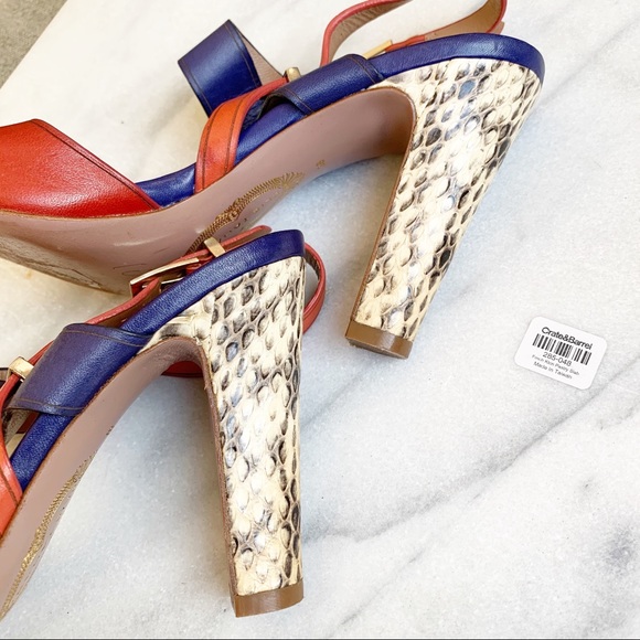 Elie Tahari Shoes - Picture 6 of 16